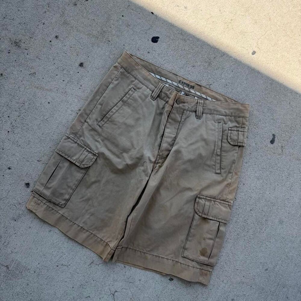 Express Cargo Baggy Fit Beige Shorts Mens Size 34